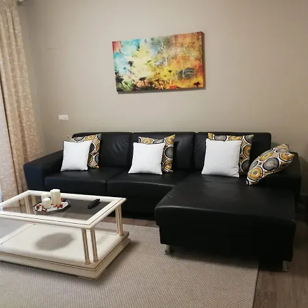 Gran 6 Personas En * פואנגירולה